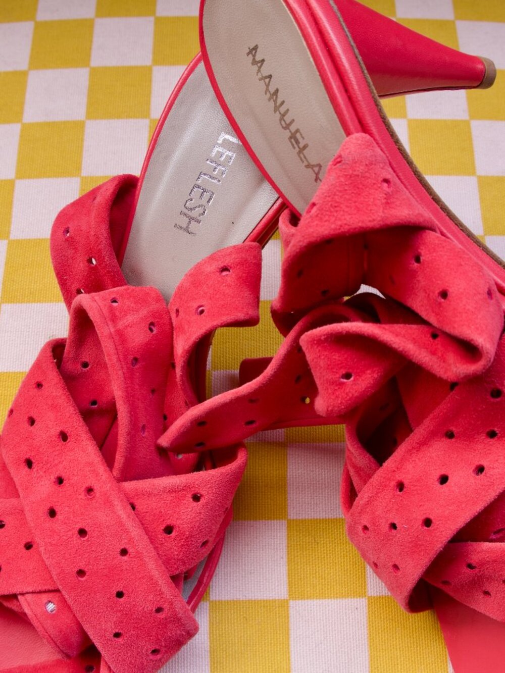 Vintage Manuela Morin Le Flesh Coral Suede Perforated Ankle Tie Heels Size 38 - Picture 5 of 16